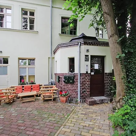 Apartment Am Goethepark In *