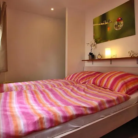 Apartment Am Goethepark In Leipzig