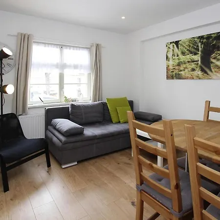 Am Goethepark In Leipzig